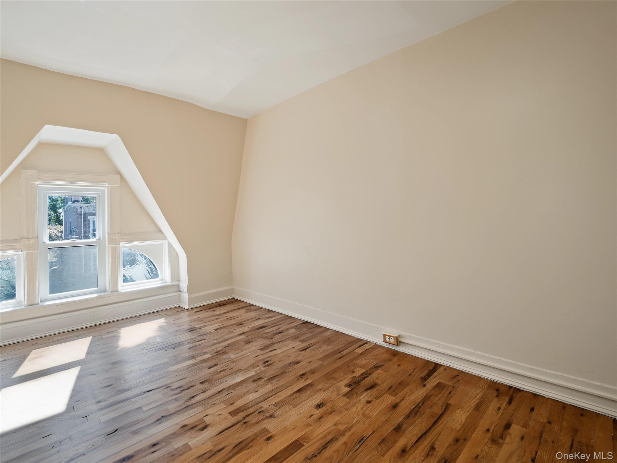 62 Benkard Avenue – For Sale photo 26