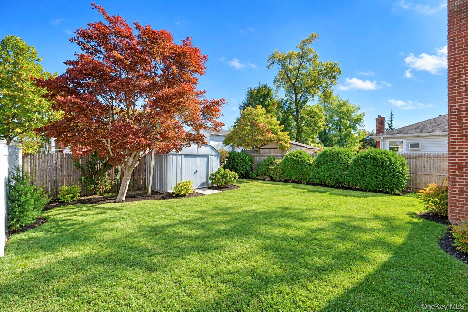 38 Colonial Road – For Sale photo 6