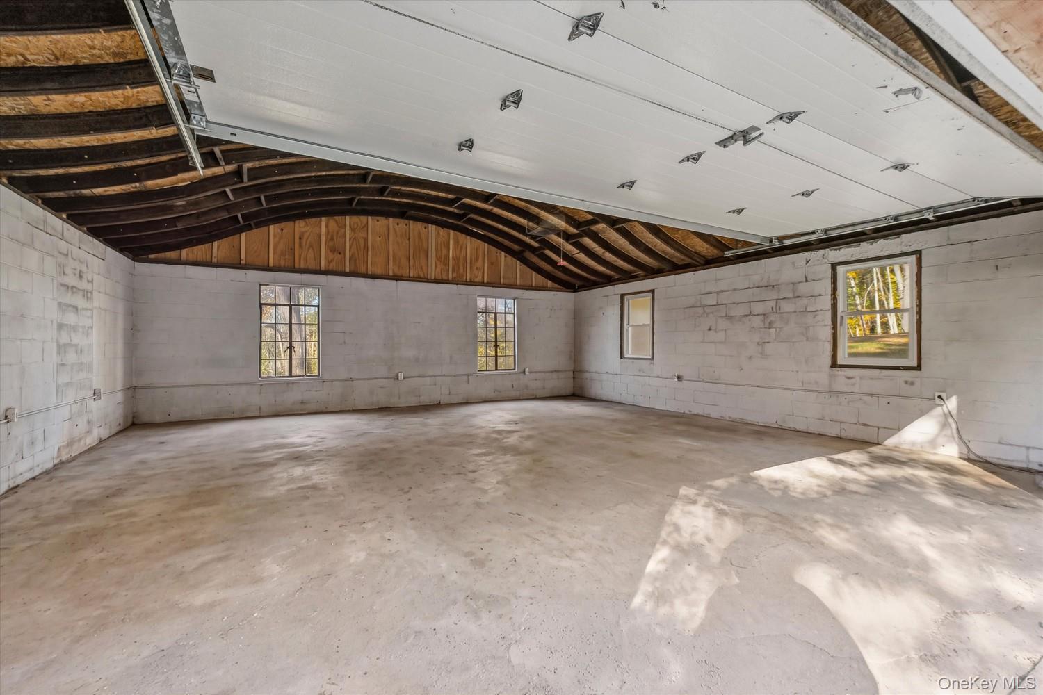 165 E Dorsey Lane – For Sale photo 4