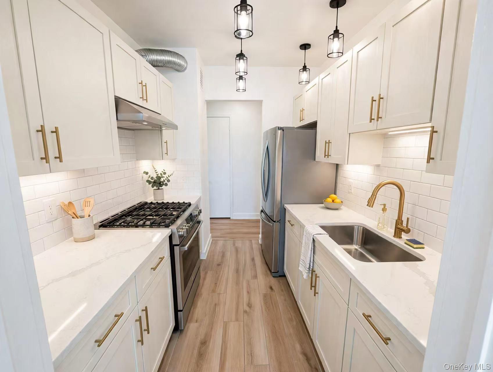 38-25 Parsons Boulevard, Unit 5A photo 9