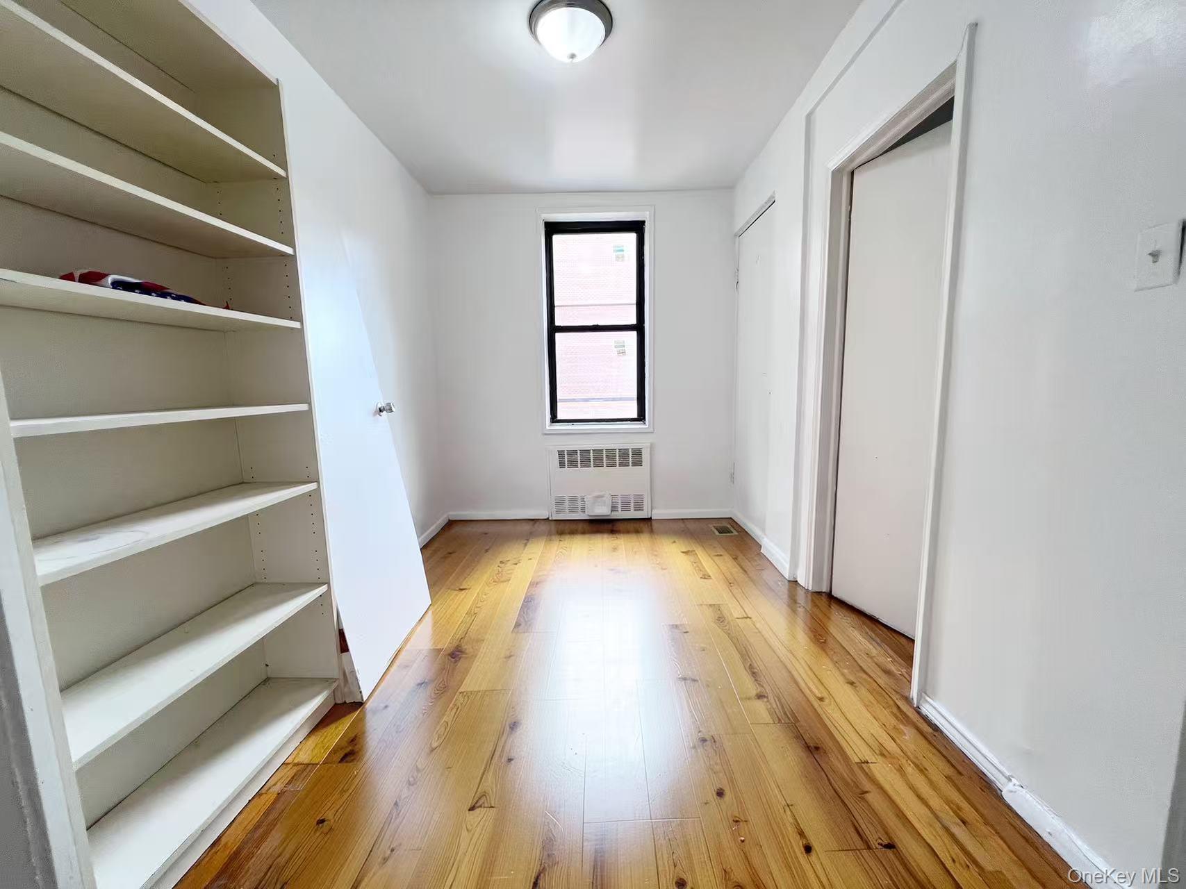 38-25 Parsons Boulevard, Unit 5A photo 12