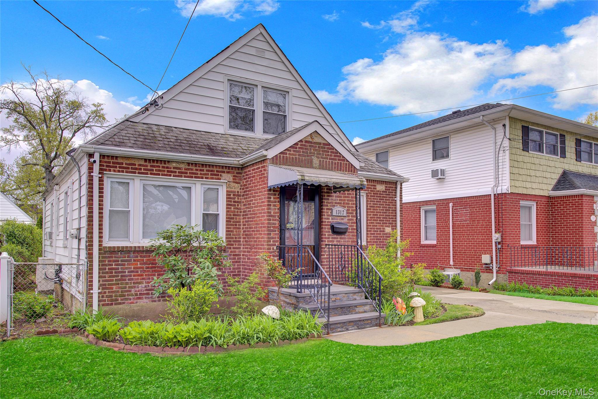 1312 Park Avenue – For Sale photo 2