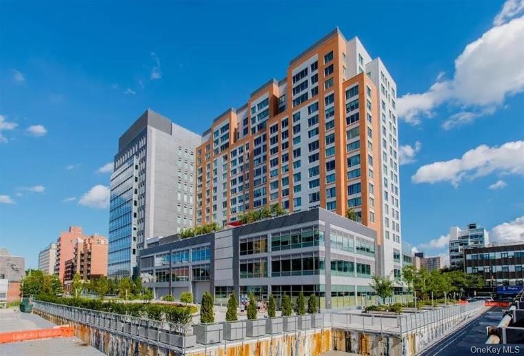 138-35 39th Avenue, Unit 12J