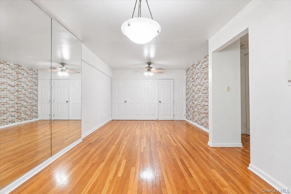 1165 E 54th Street, Unit 3H photo 10