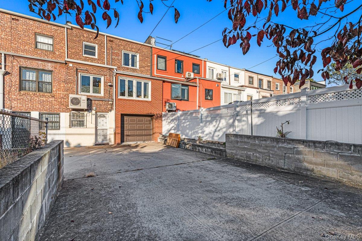 67-46 Exeter Street – For Sale photo 19