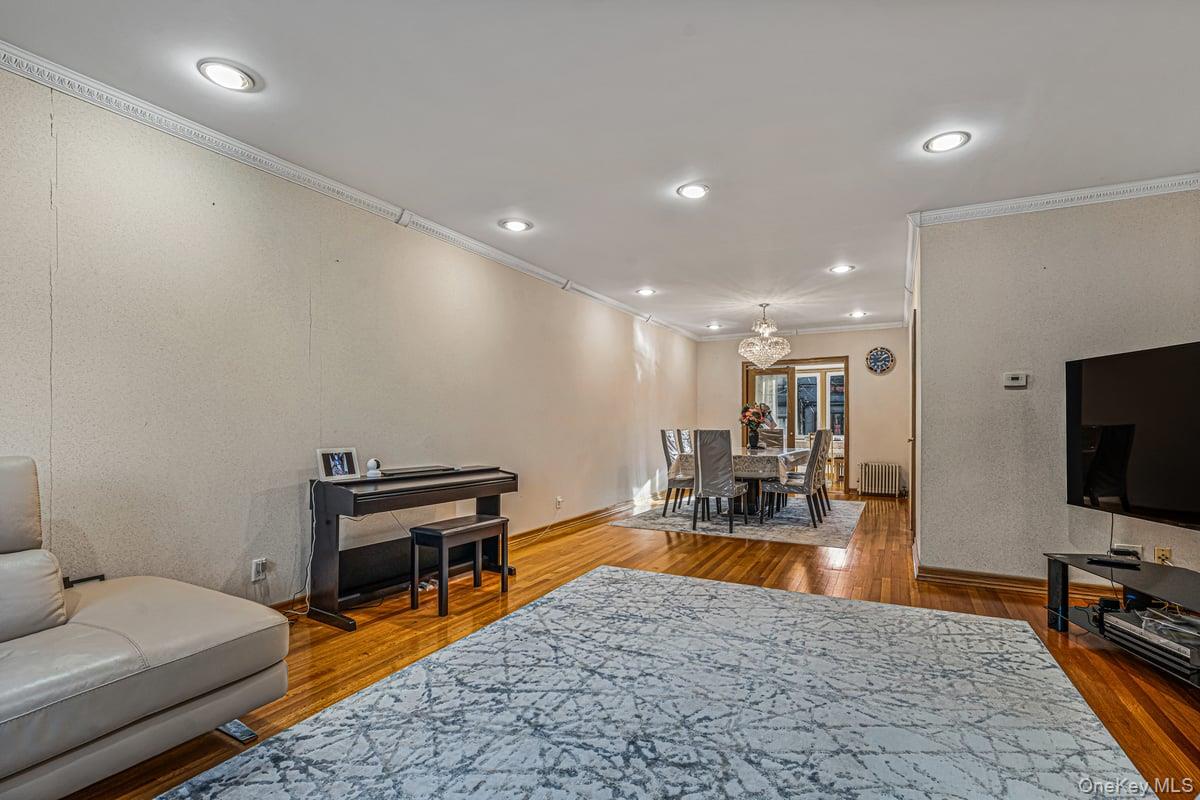 67-46 Exeter Street – For Sale photo 3
