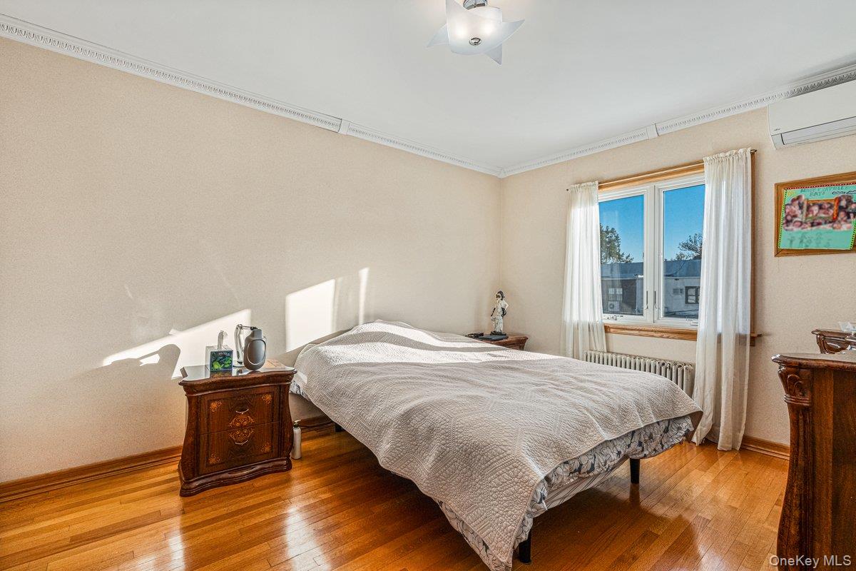 67-46 Exeter Street – For Sale photo 10