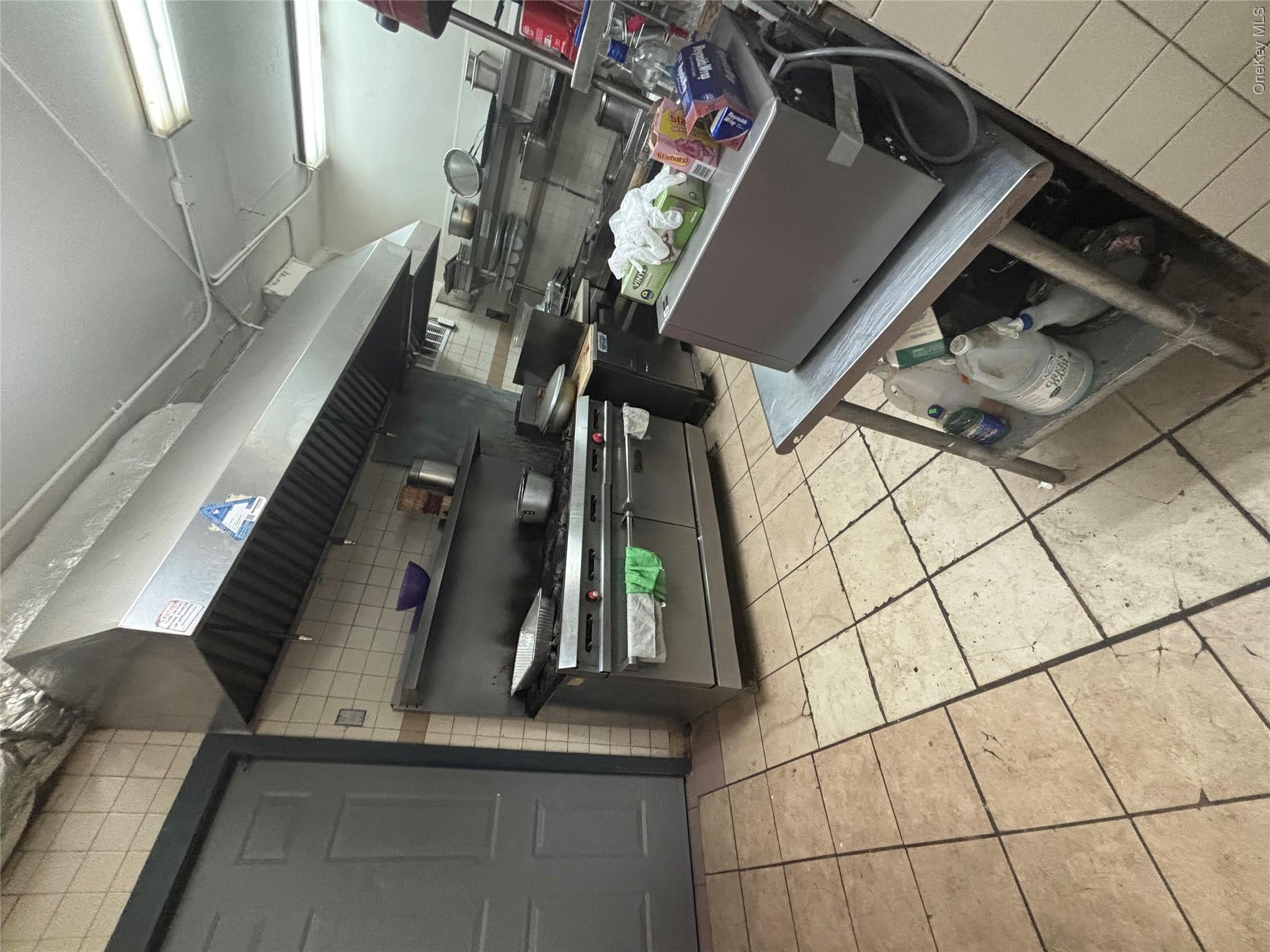 275 S Broadway – For Rent photo 7