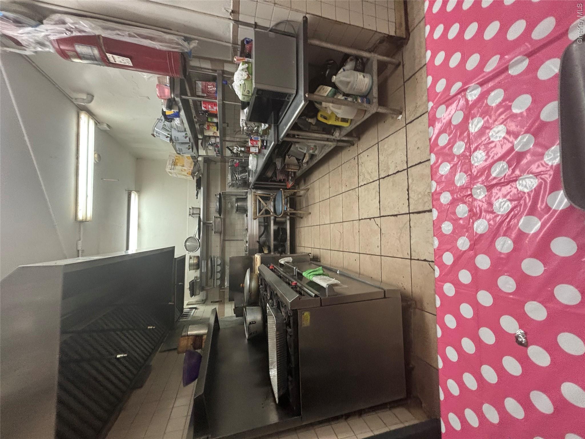 275 S Broadway – For Rent photo 8