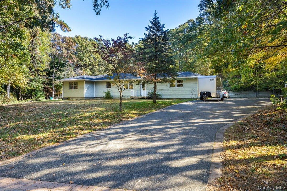 97 Ledgewood Drive – For Sale