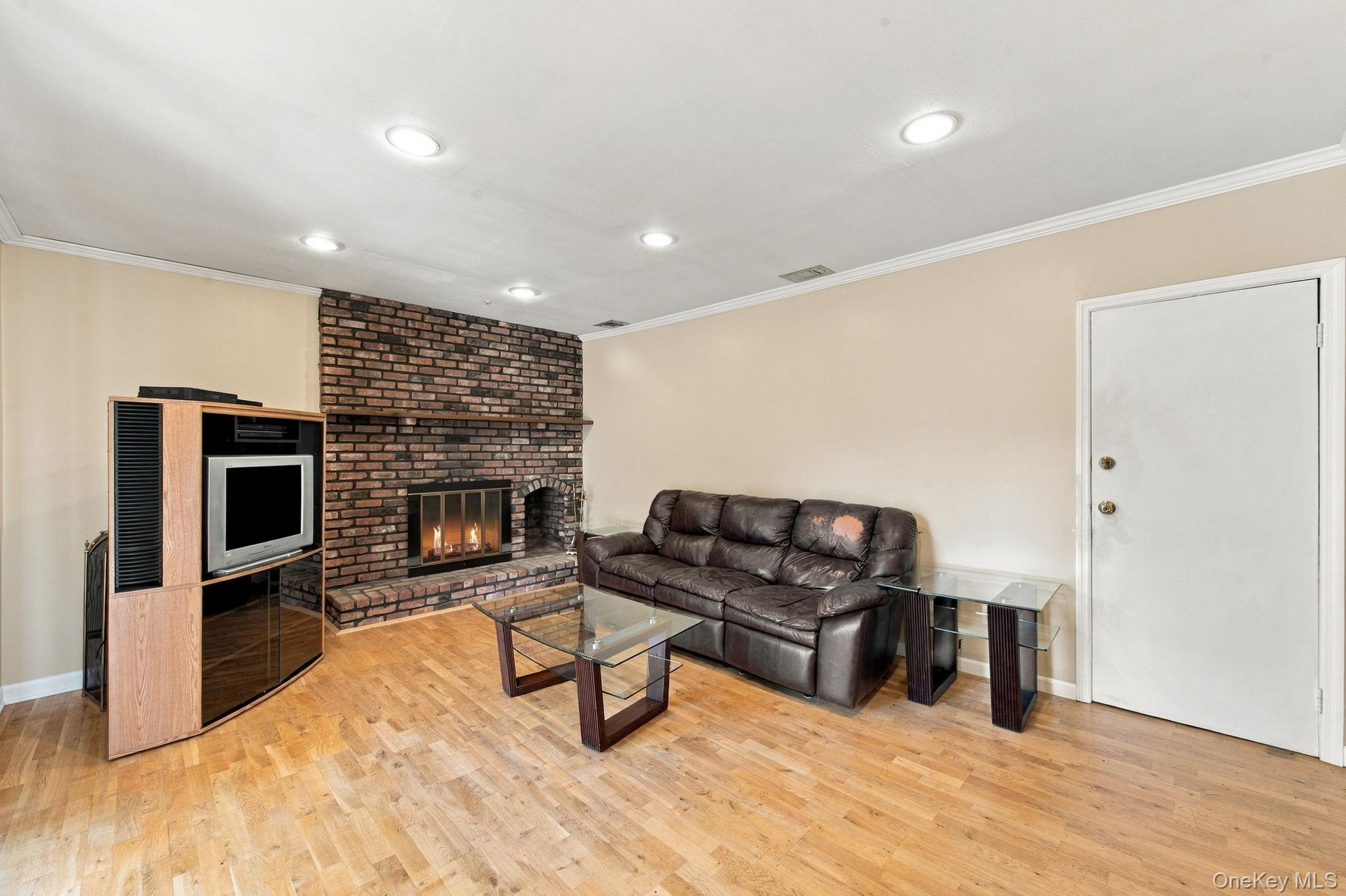 11 School Lane – For Sale photo 11