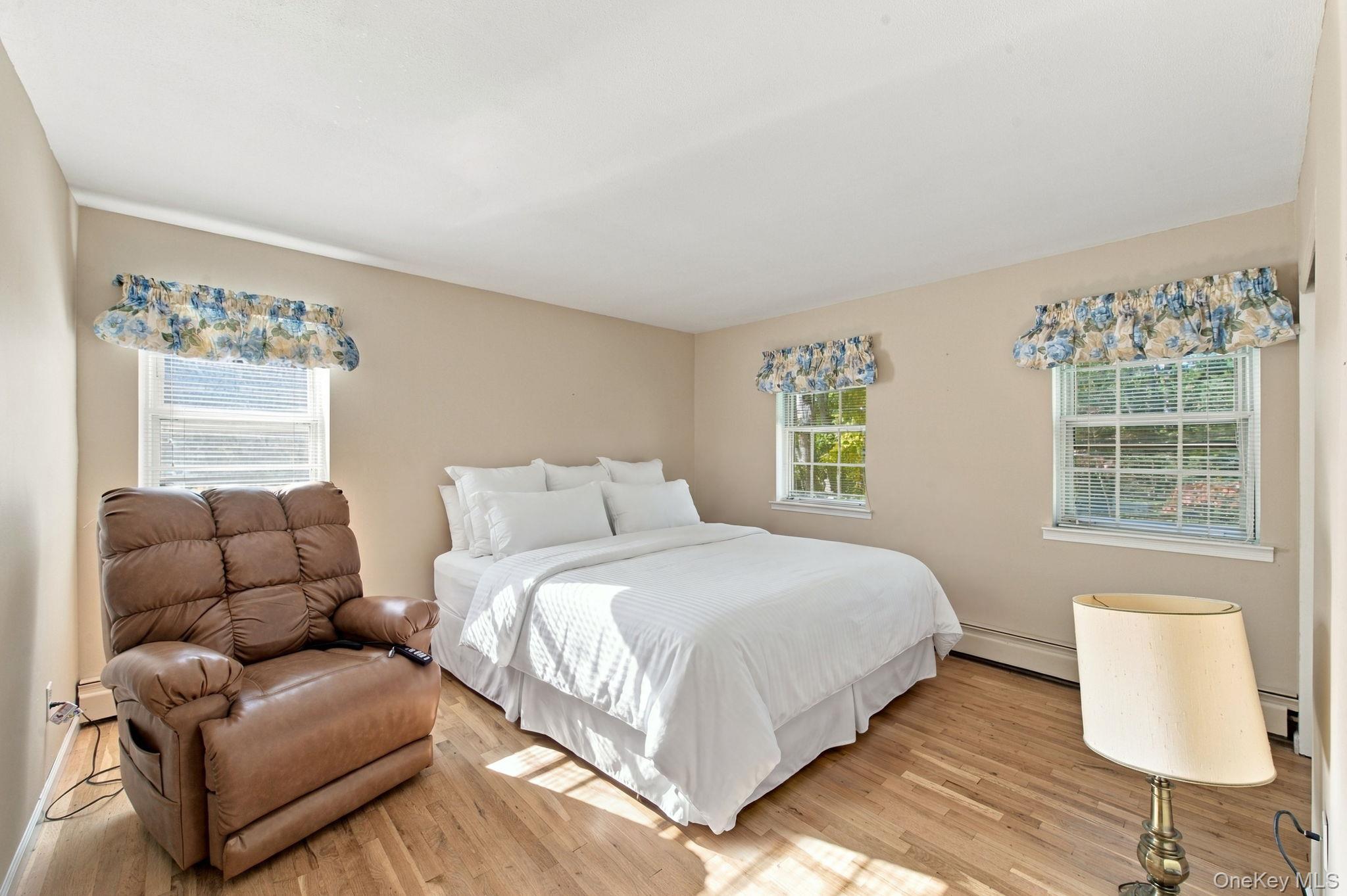 11 School Lane – For Sale photo 24