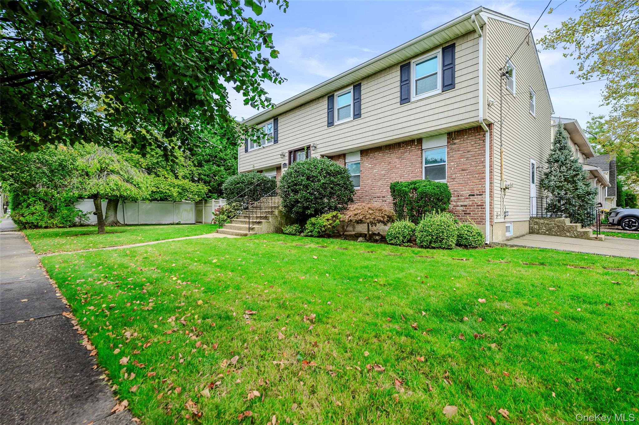 552 Waukena Avenue – For Sale photo 29