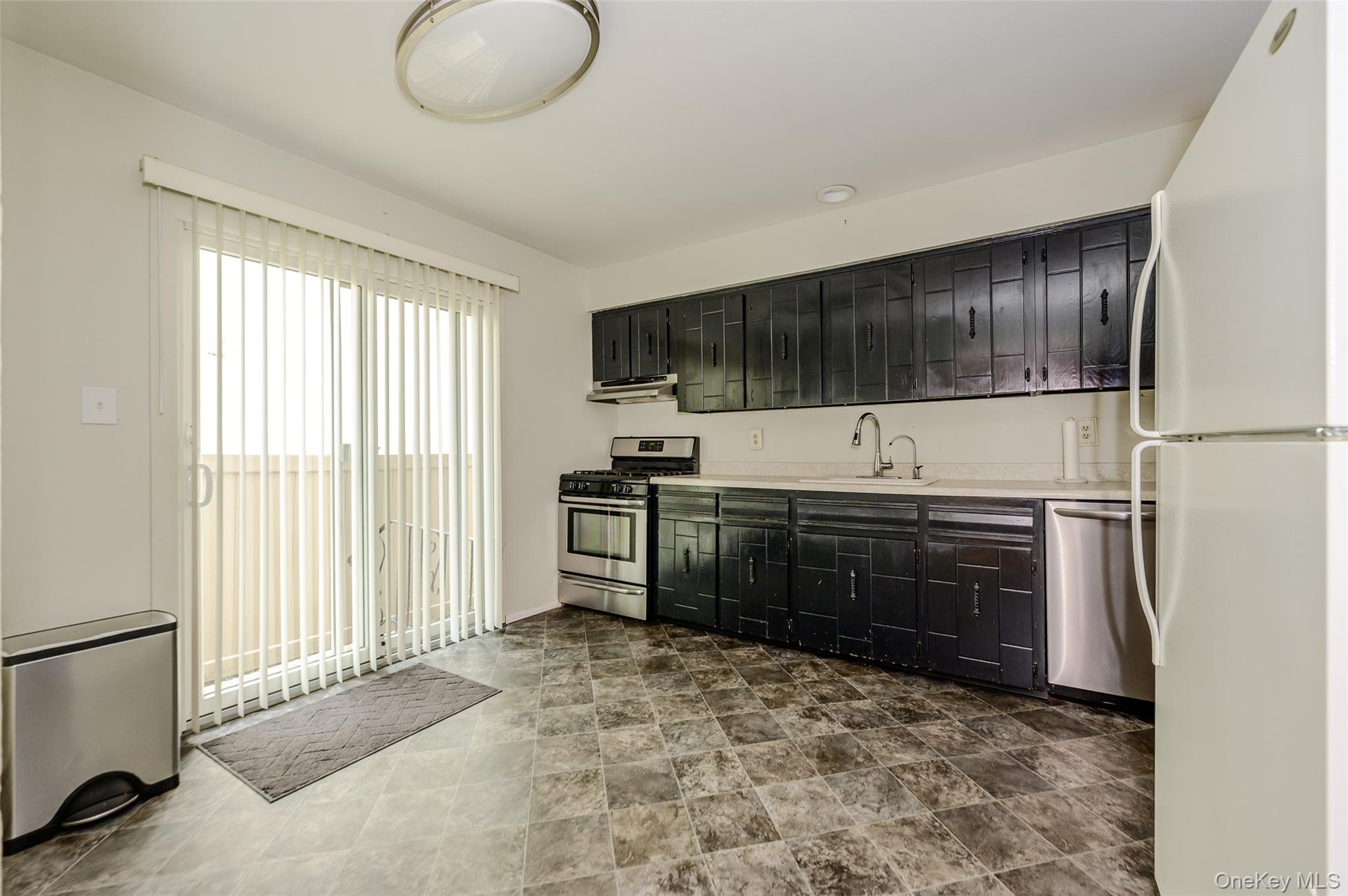 552 Waukena Avenue – For Sale photo 19
