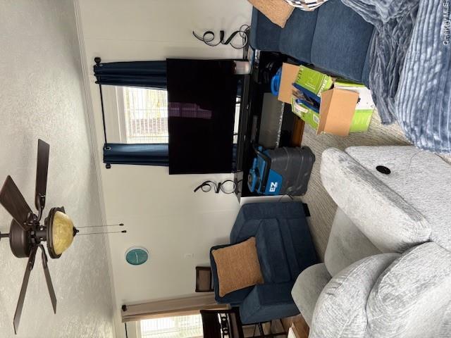 A9 Ash St – For Sale photo 2