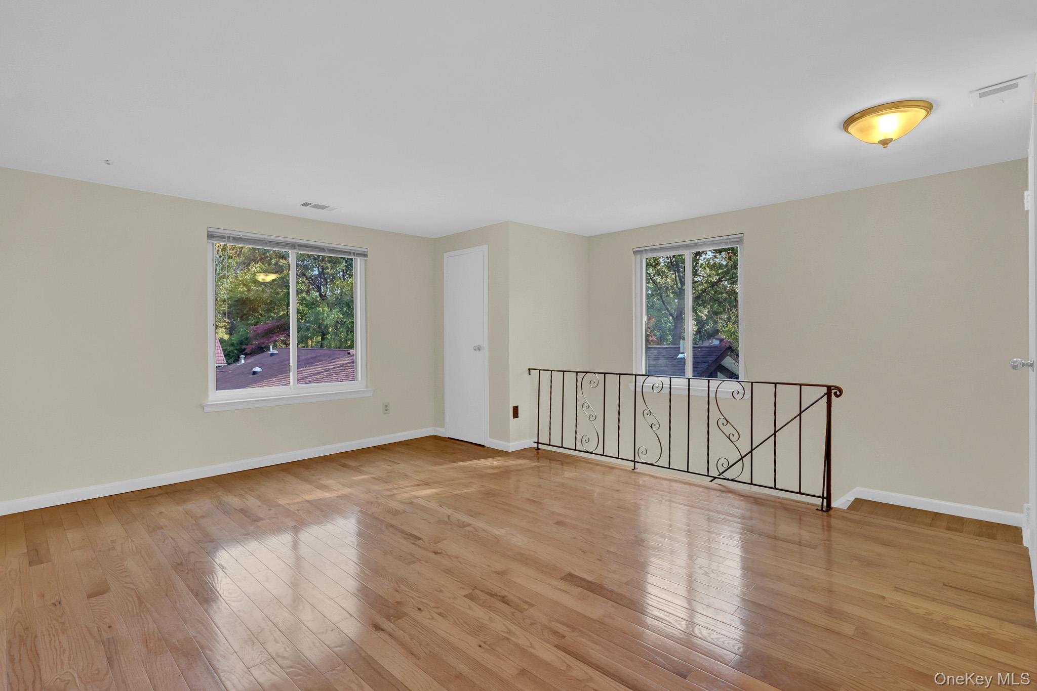 425 Clubhouse Court – For Sale photo 7