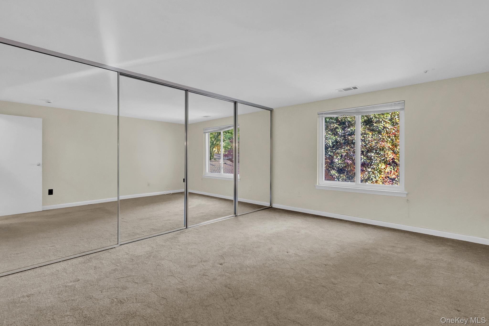 425 Clubhouse Court – For Sale photo 14
