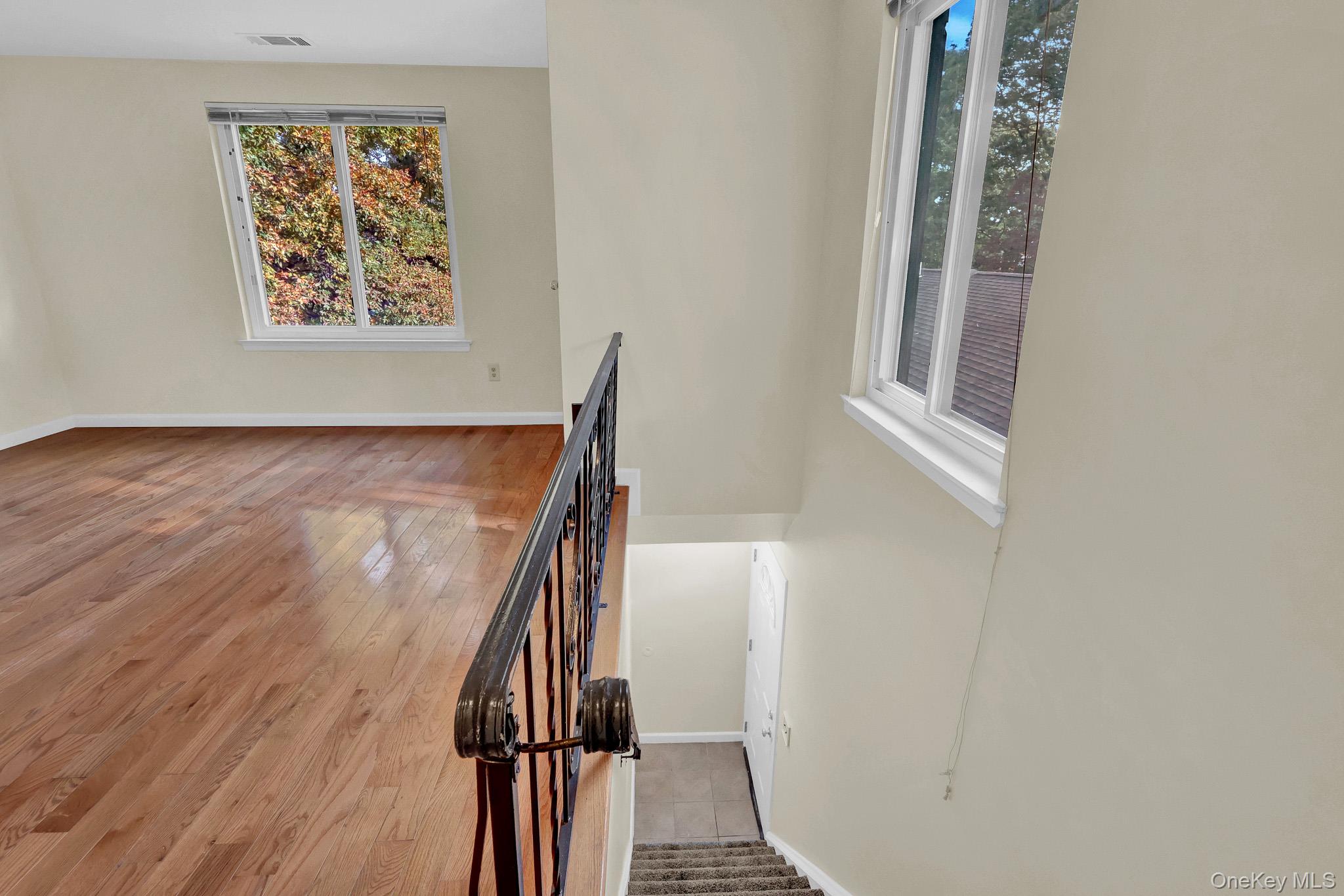425 Clubhouse Court – For Sale photo 10