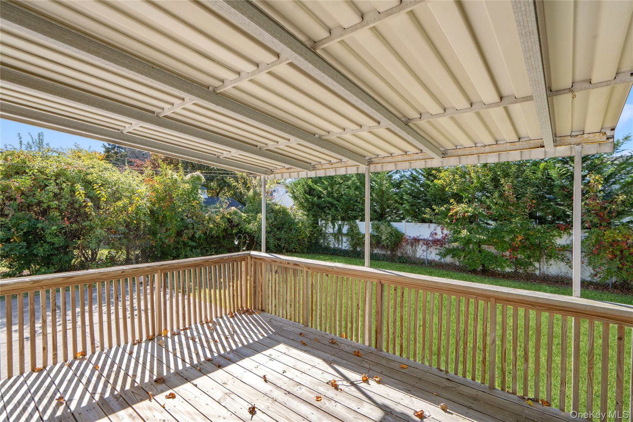 564 Center Briarwood Avenue – For Sale photo 24