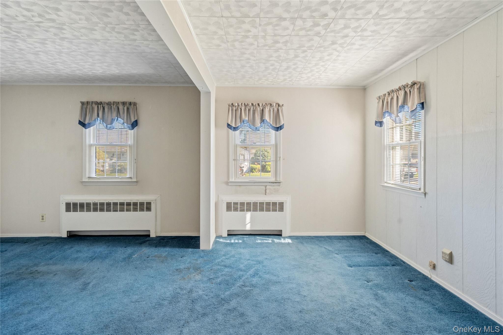 564 Center Briarwood Avenue – For Sale photo 14