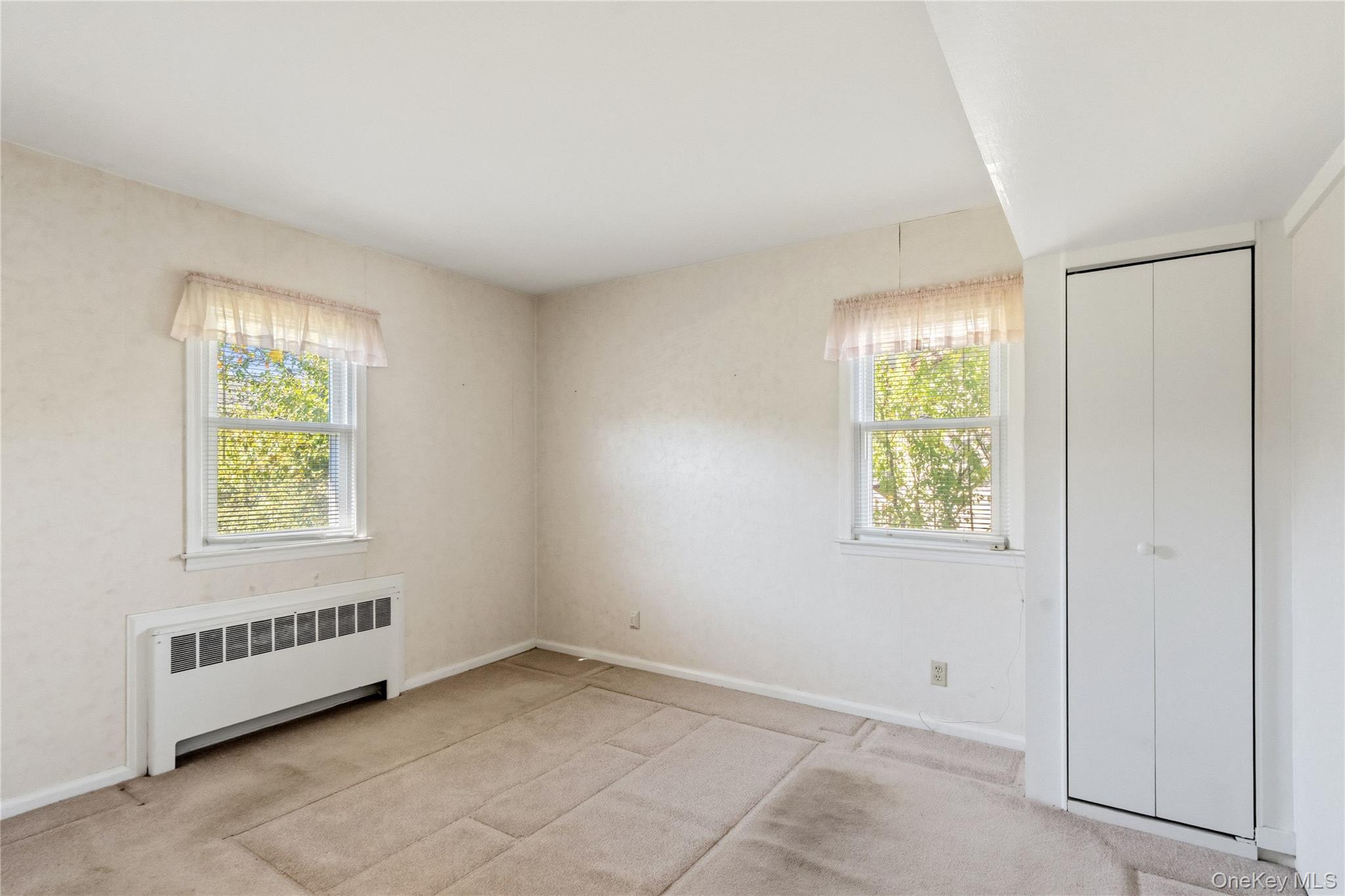564 Center Briarwood Avenue – For Sale photo 17