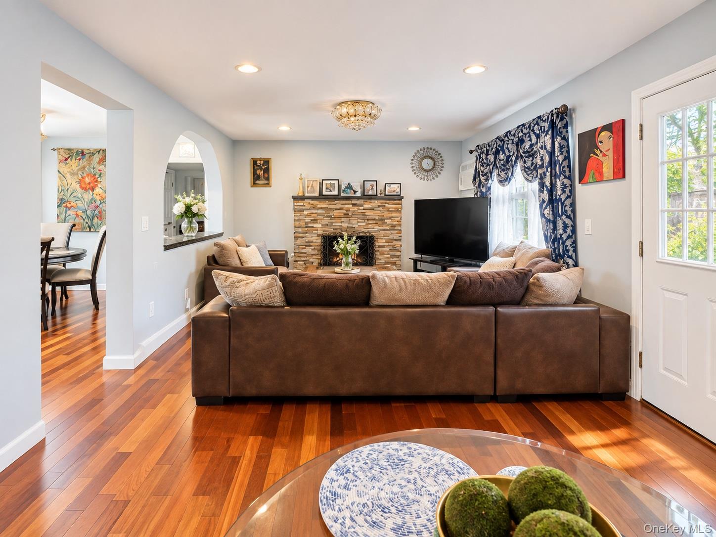 28 Florence Avenue – For Sale photo 14