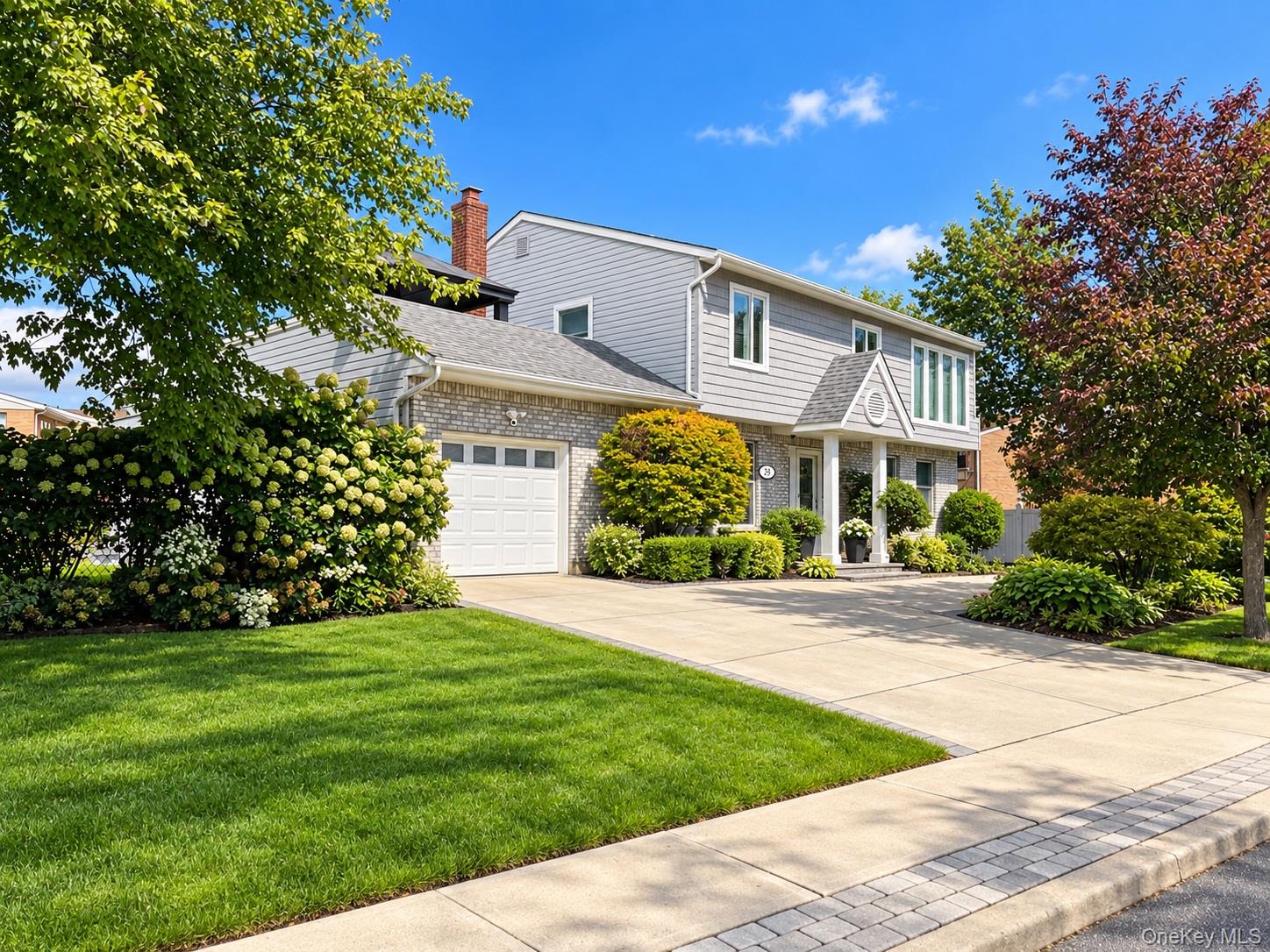 28 Florence Avenue – For Sale