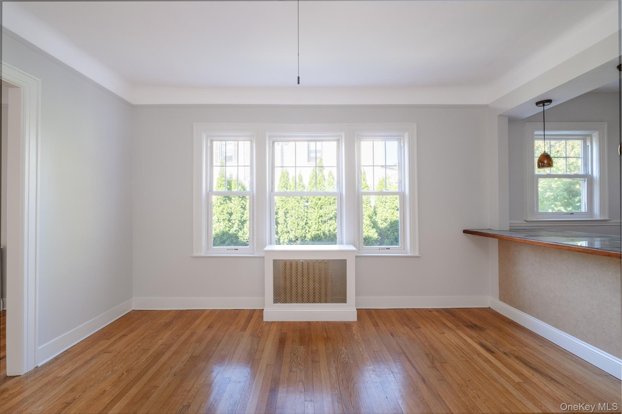 453 Beach Avenue, Unit Left photo 14