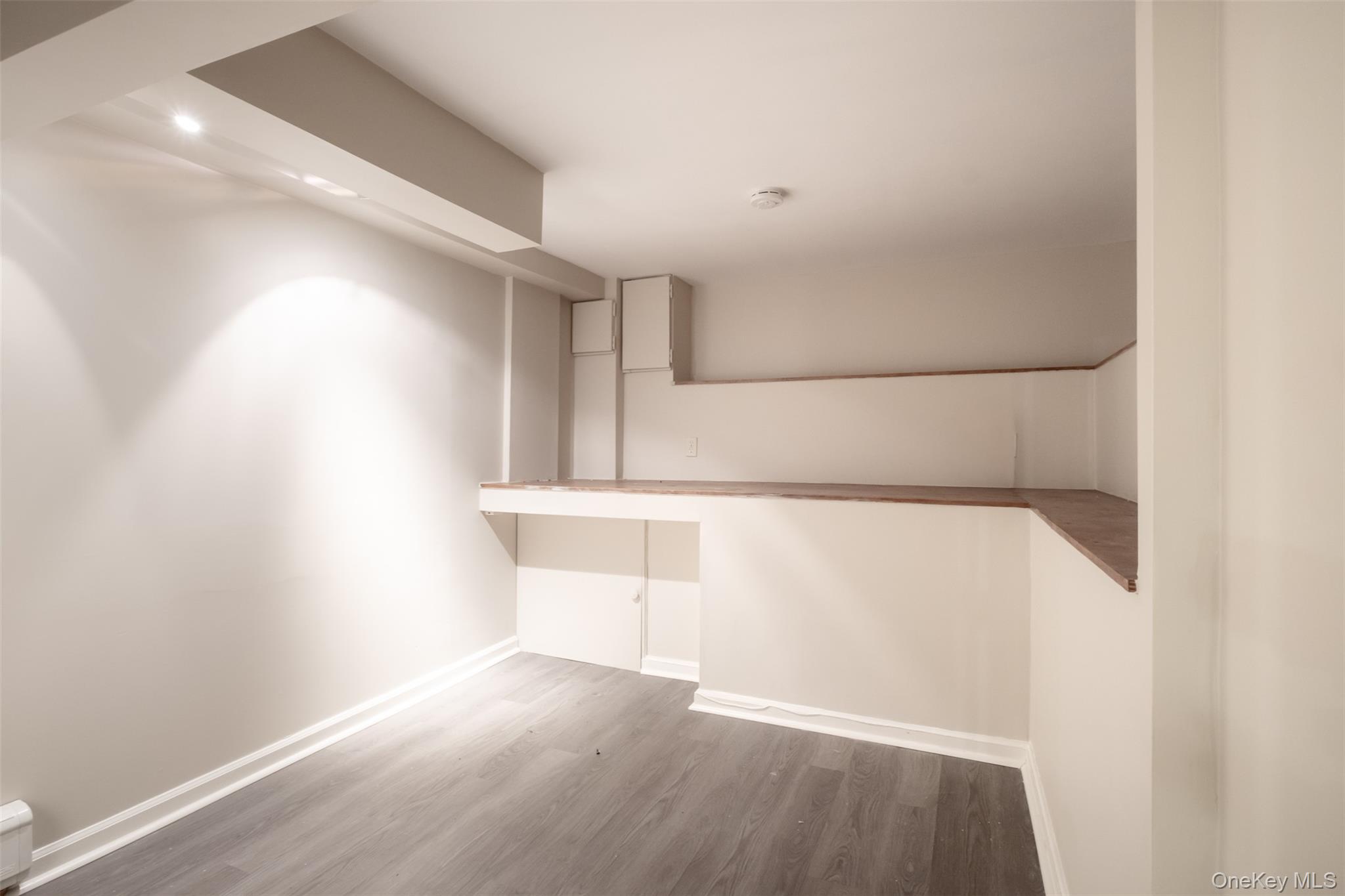 453 Beach Avenue, Unit Left photo 28