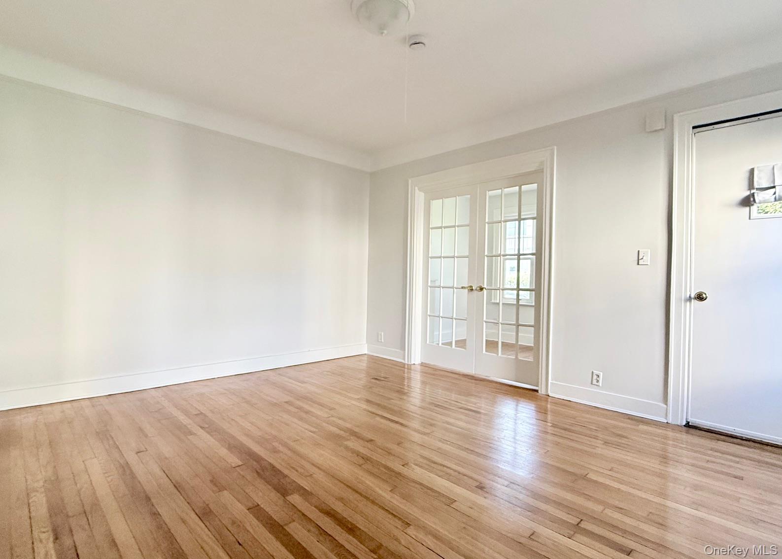 453 Beach Avenue, Unit Left photo 7