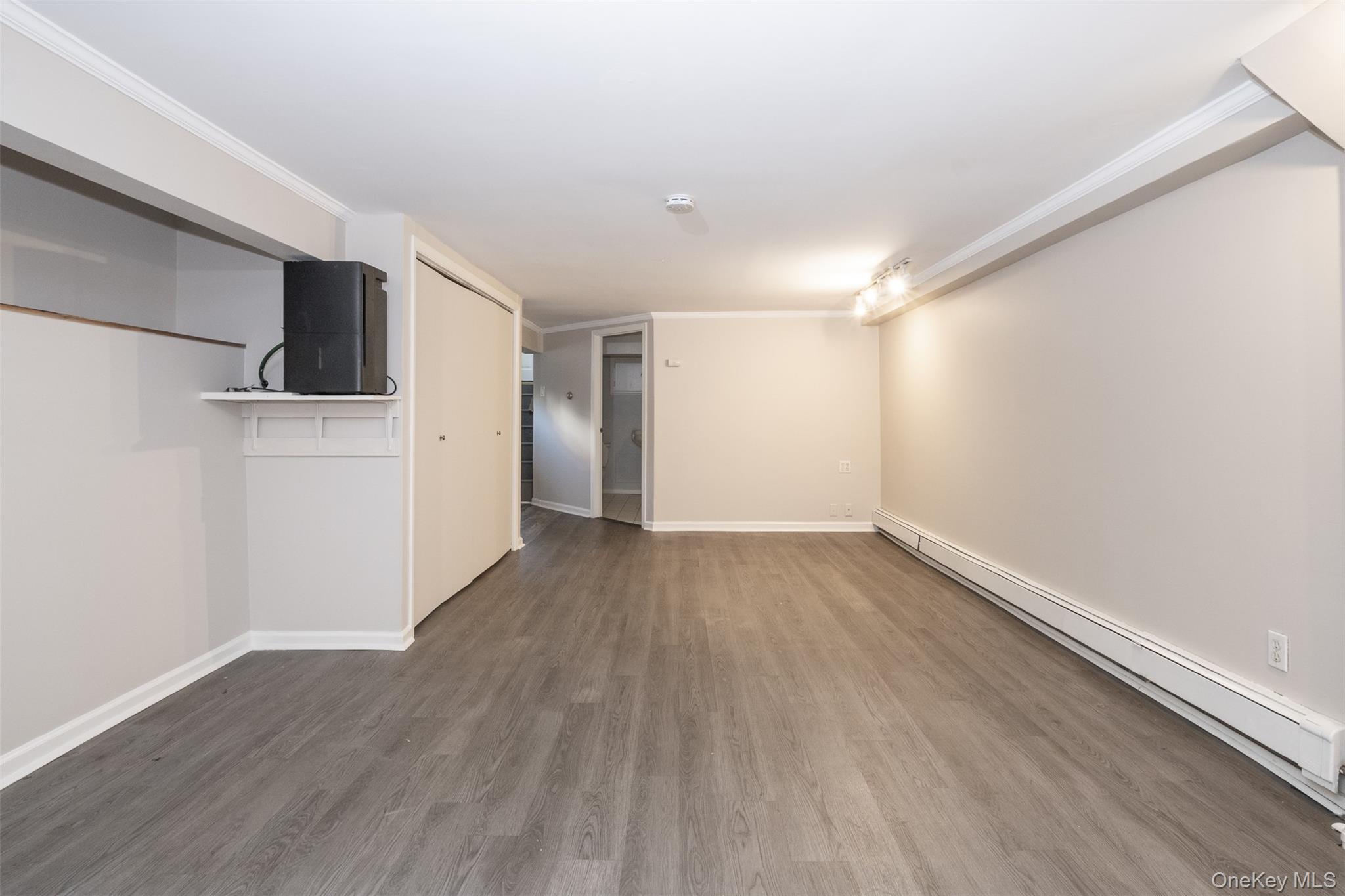 453 Beach Avenue, Unit Left photo 29