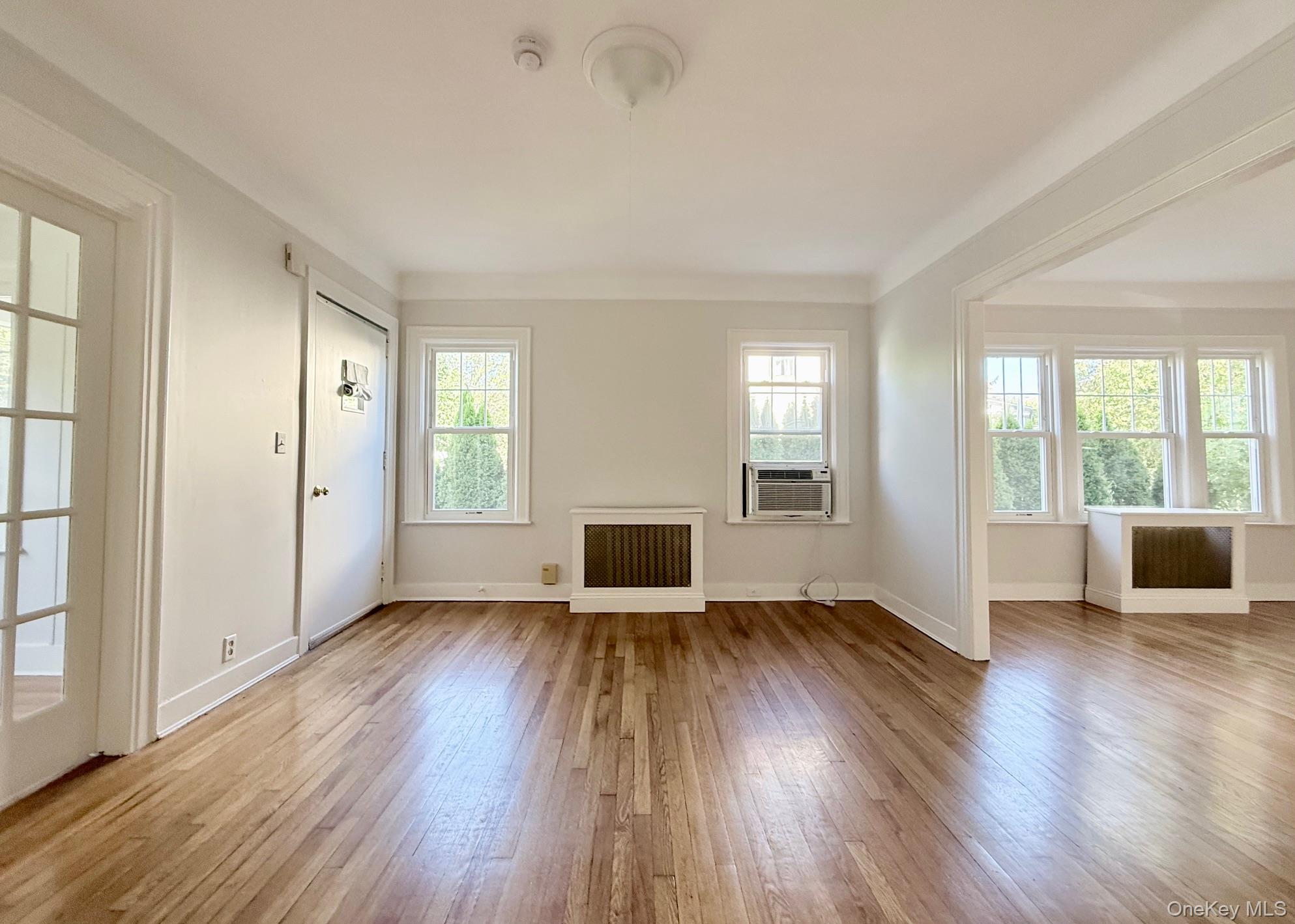 453 Beach Avenue, Unit Left photo 9