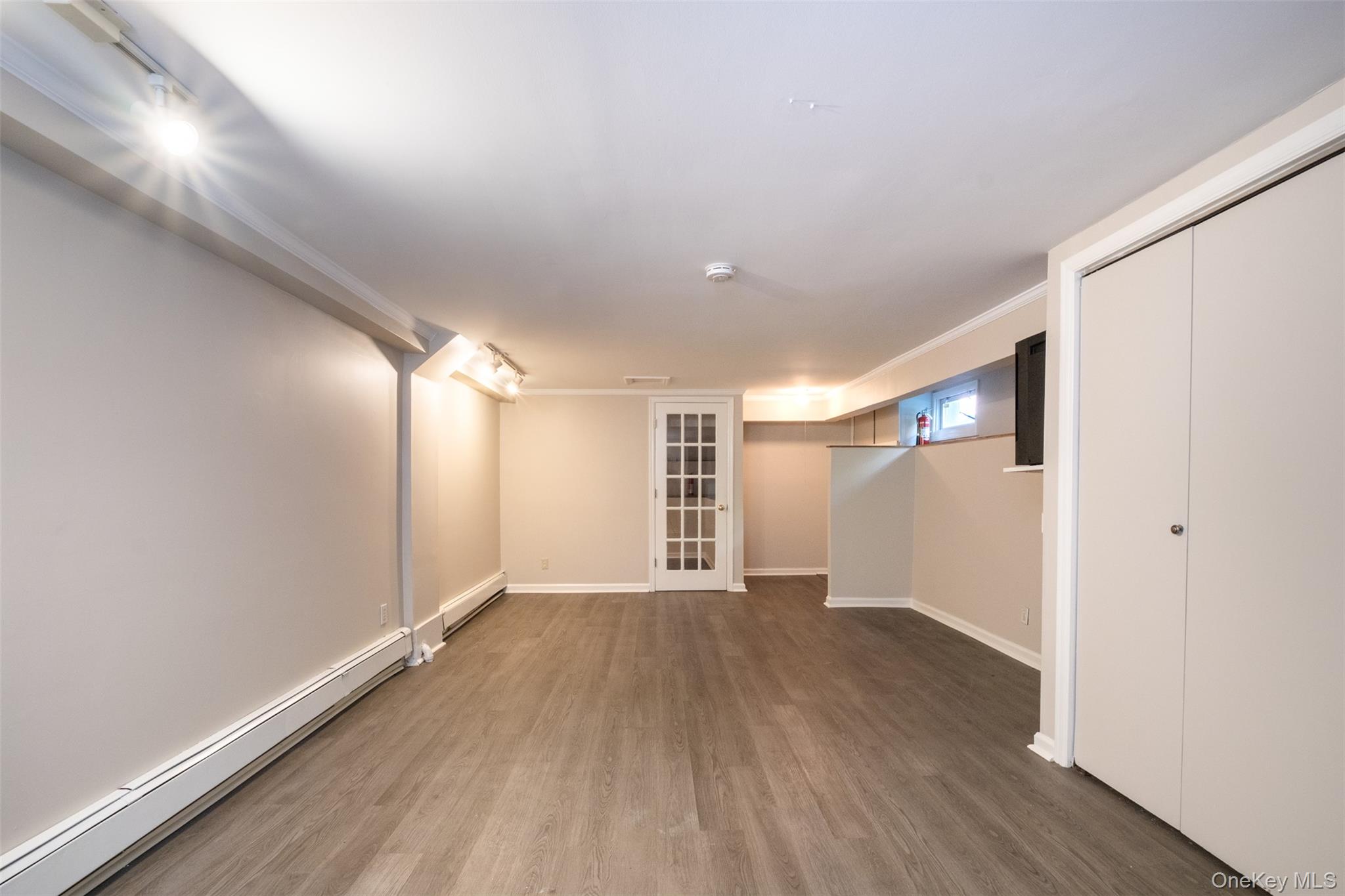 453 Beach Avenue, Unit Left photo 26