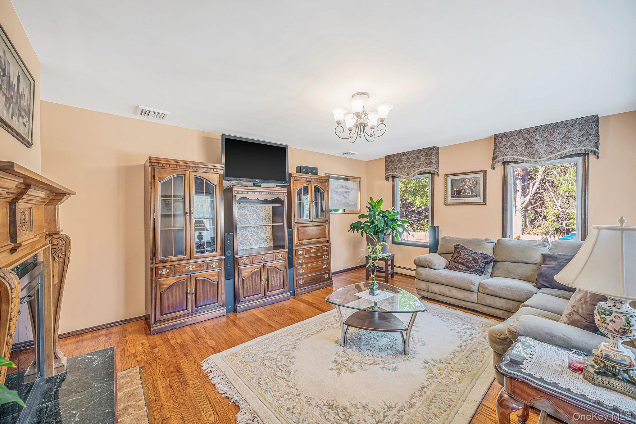 220 Holbrook Avenue – For Sale photo 11