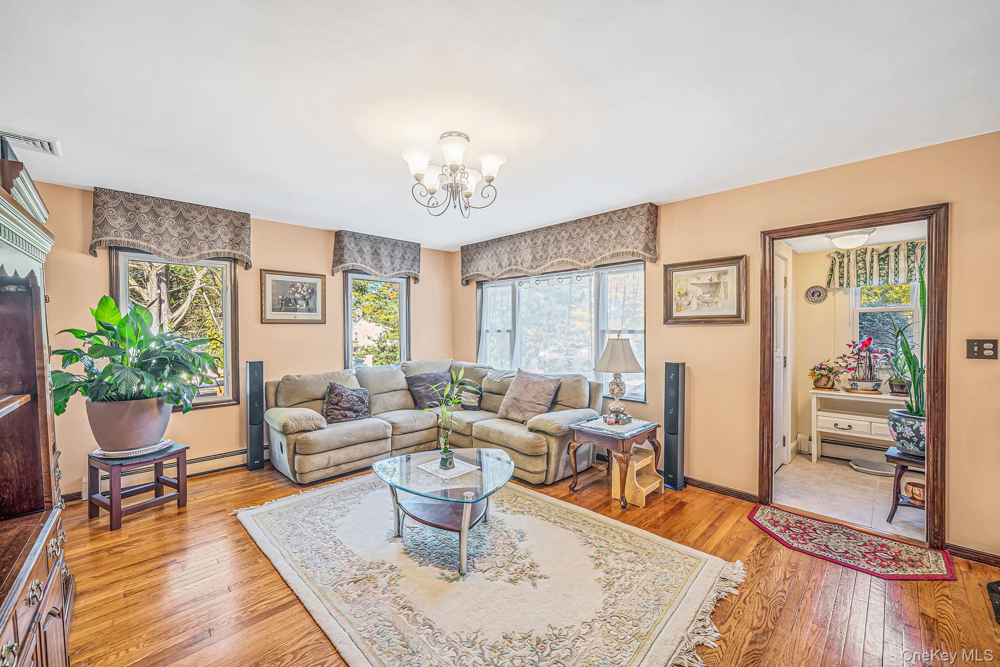 220 Holbrook Avenue – For Sale photo 12