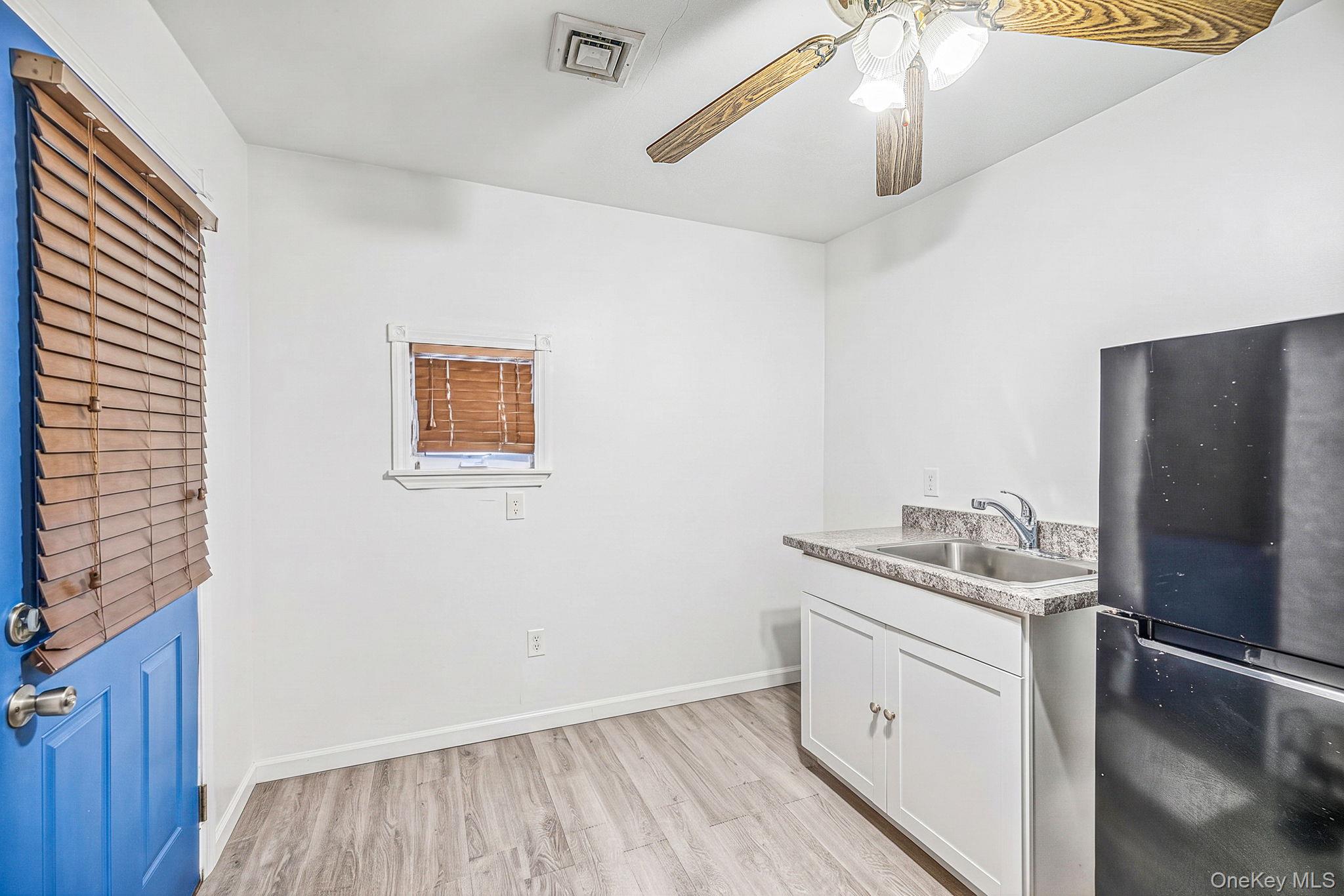 220 Holbrook Avenue – For Sale photo 39