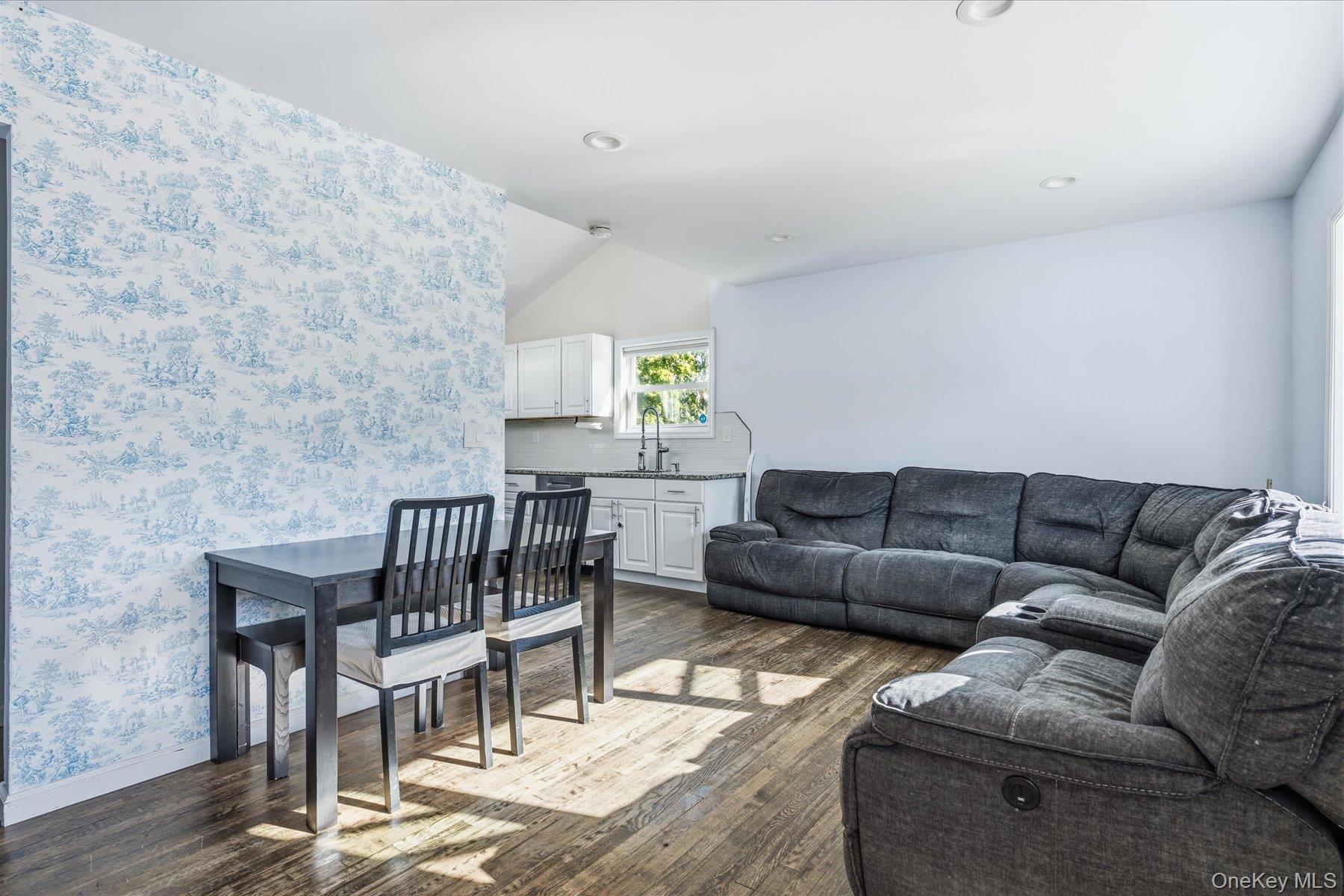 21 Birs Avenue – For Sale photo 7