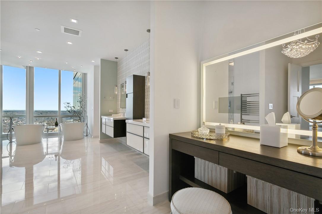 5 Renaissance Square, Unit P9C photo 11