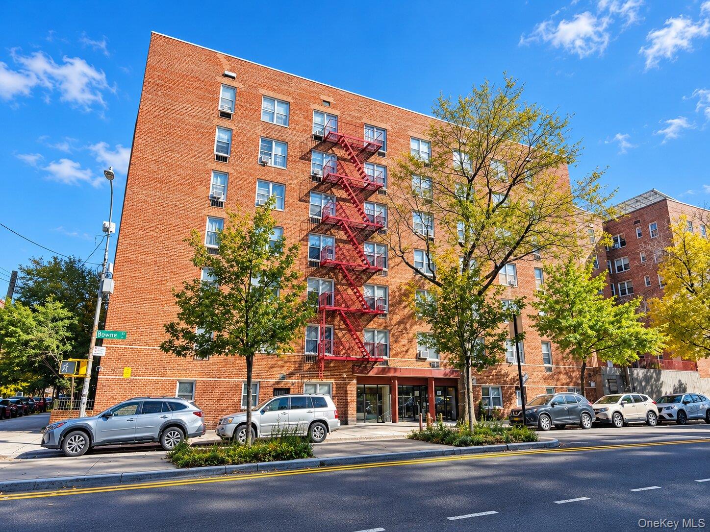 4107 Bowne Street, Unit 5N