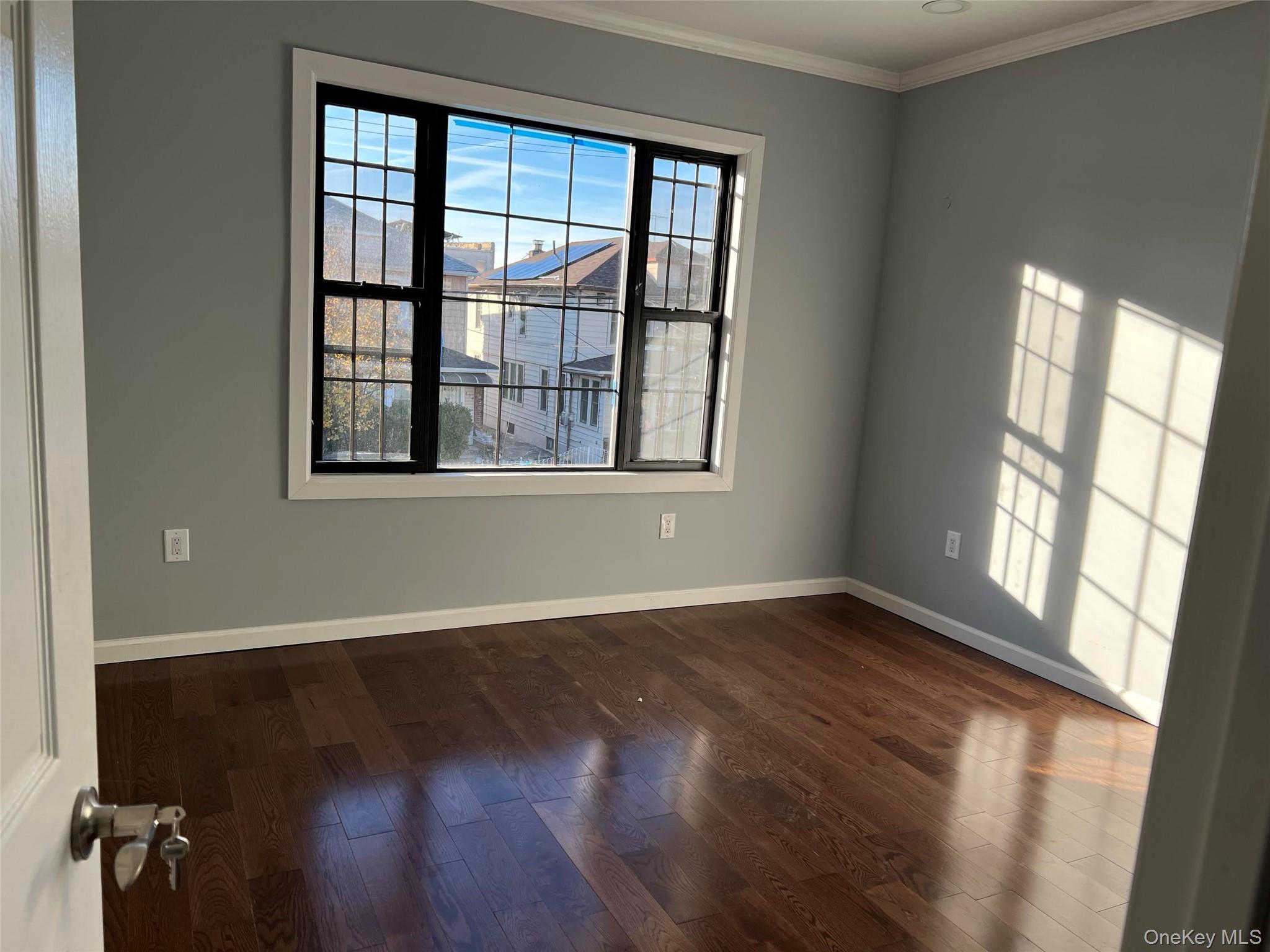 483 Ashford Street – For Sale photo 14