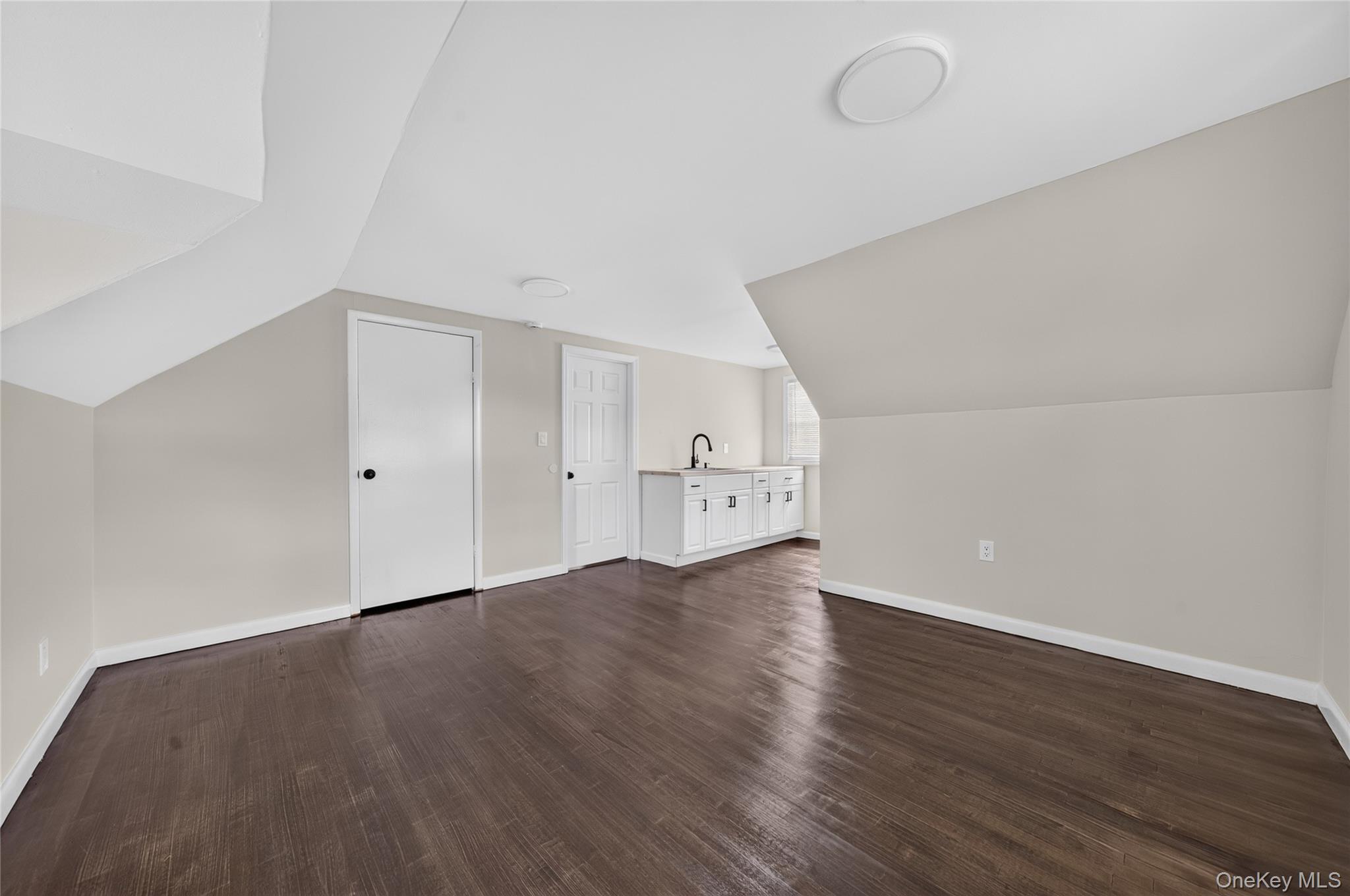343 Sylvan Lane – For Sale photo 14