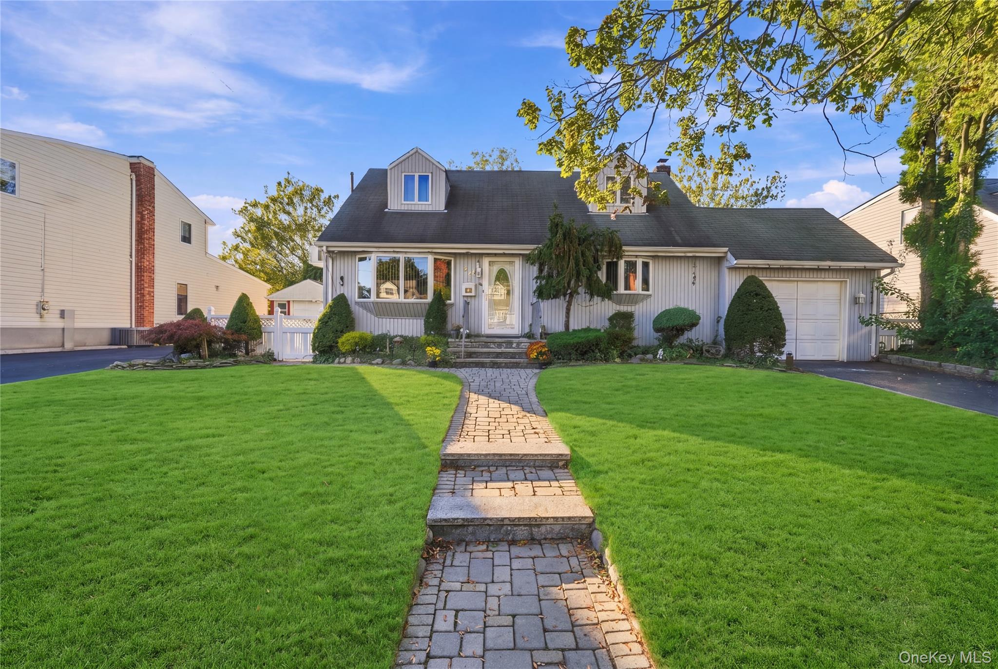 532 Morris Drive – For Sale photo 2
