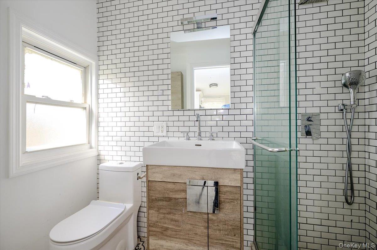 50 E Hudson Street, Unit Upper photo 12