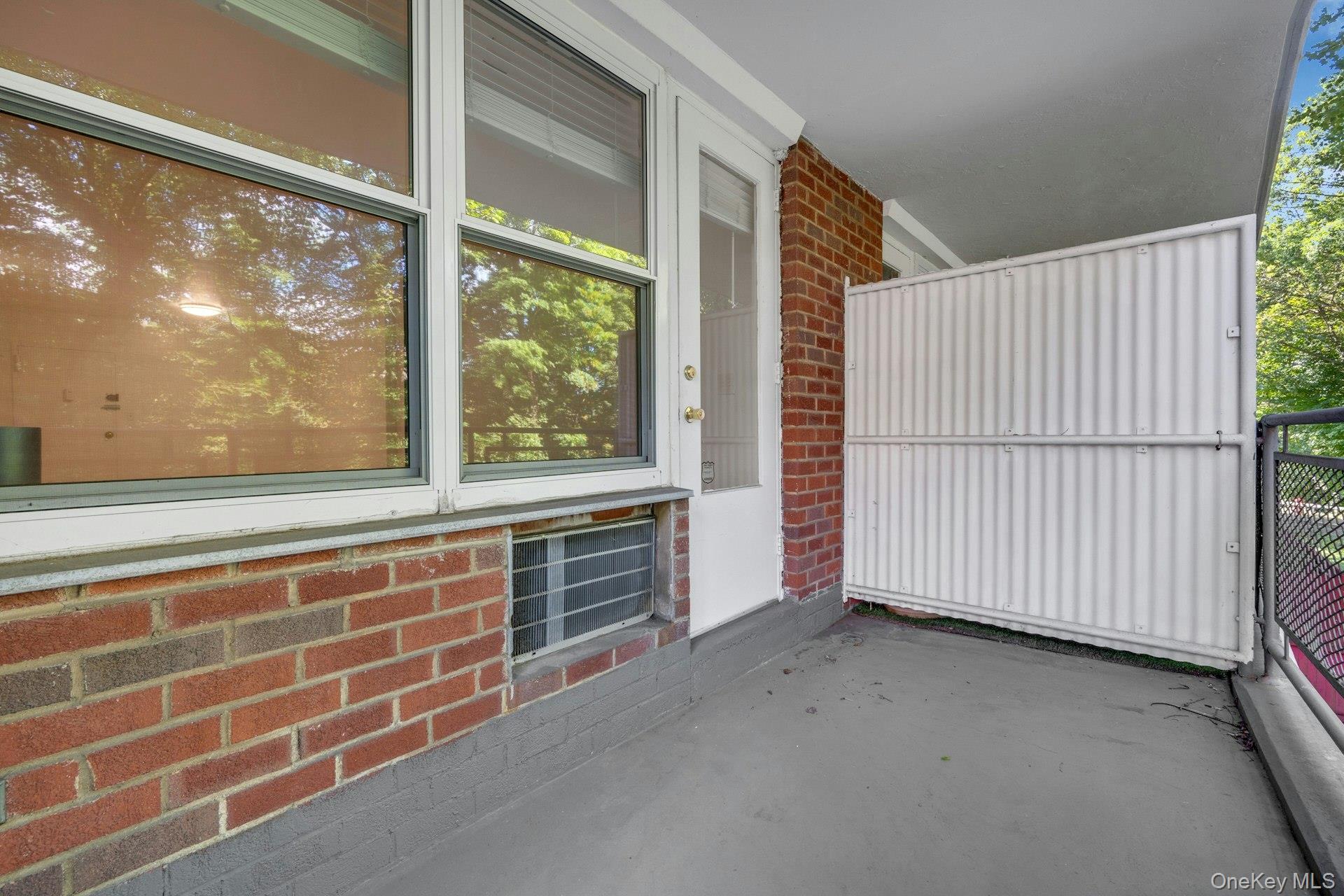281 Garth Road, Unit C2H photo 21