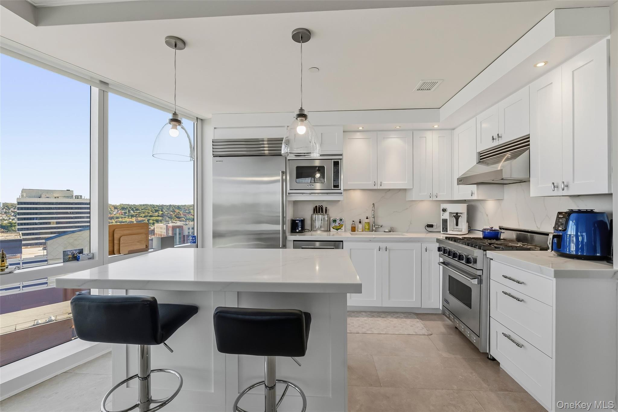 1 Renaissance Square, Unit 19G photo 8