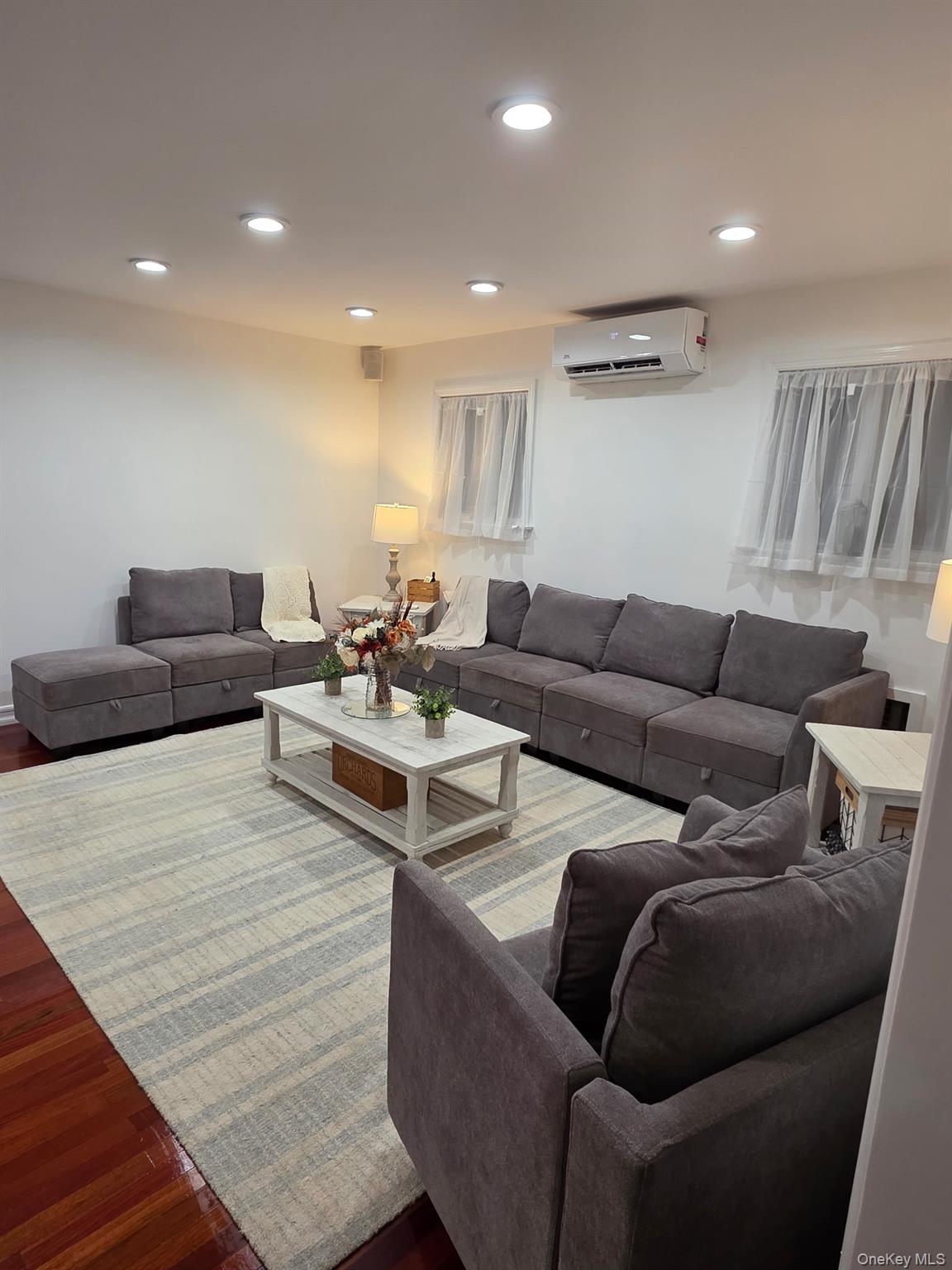 14 W 5th Road – For Sale photo 8