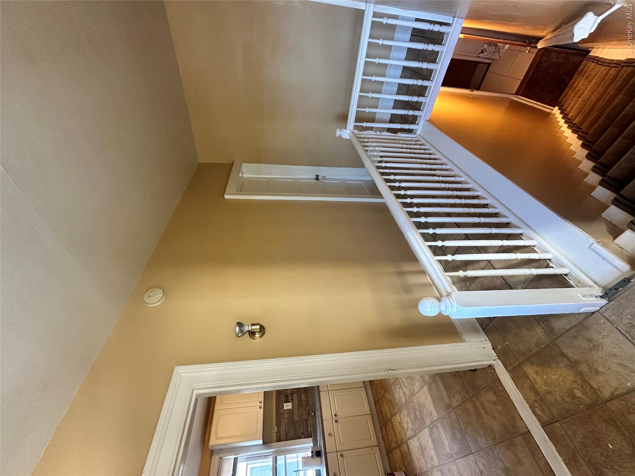 49 S 10th Avenue – For Rent photo 9