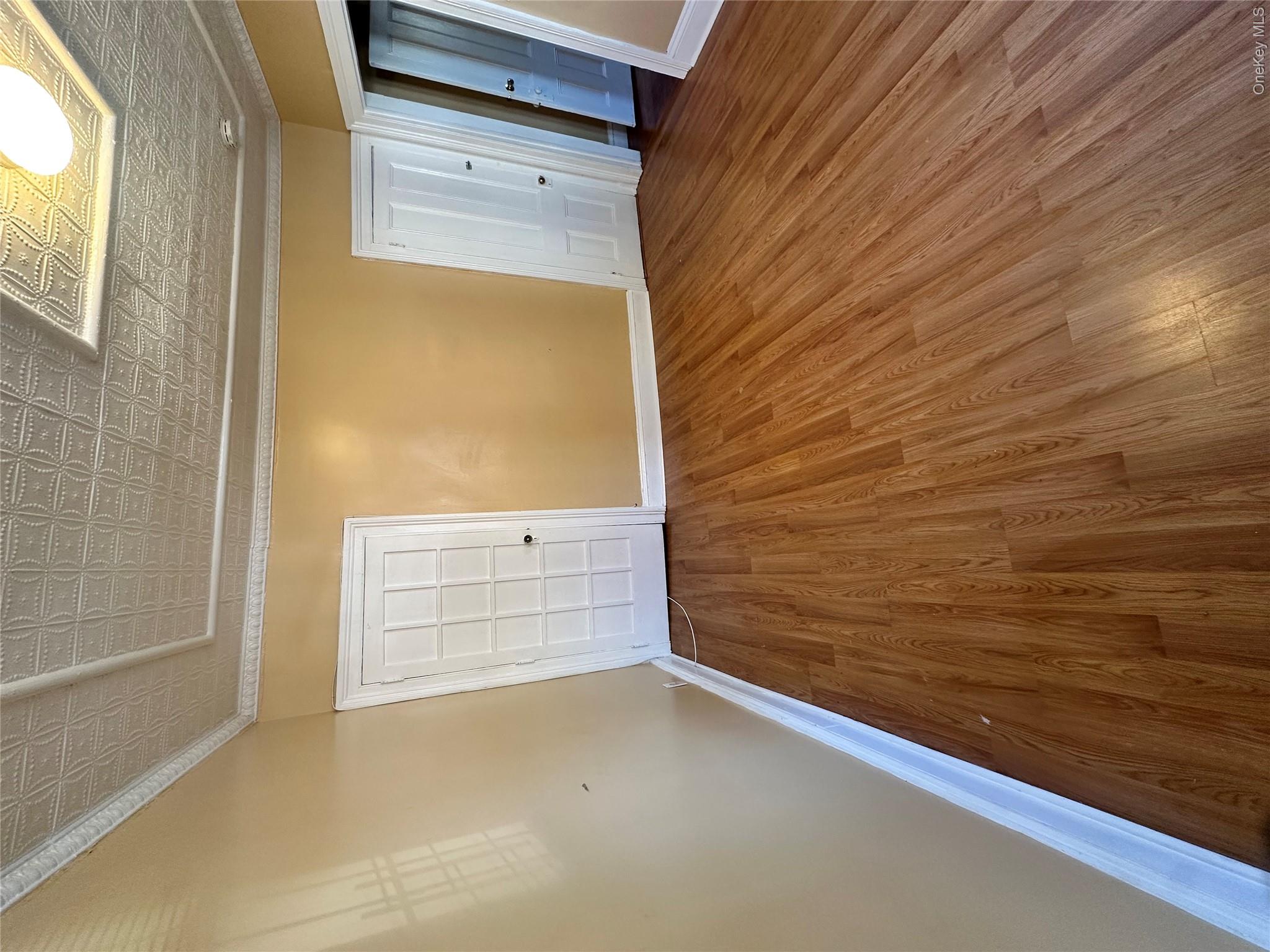 49 S 10th Avenue – For Rent photo 2