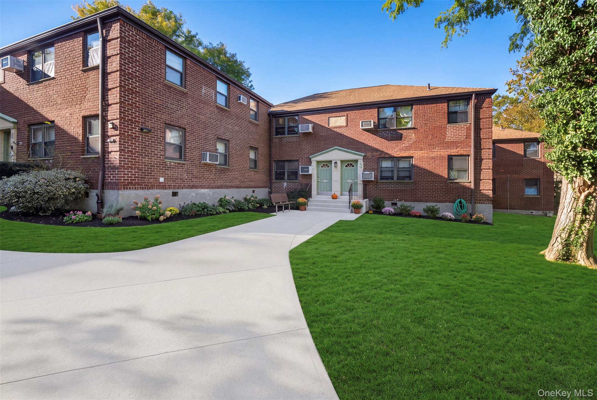 57-74 246th Crescent, Unit 57-74 photo 2
