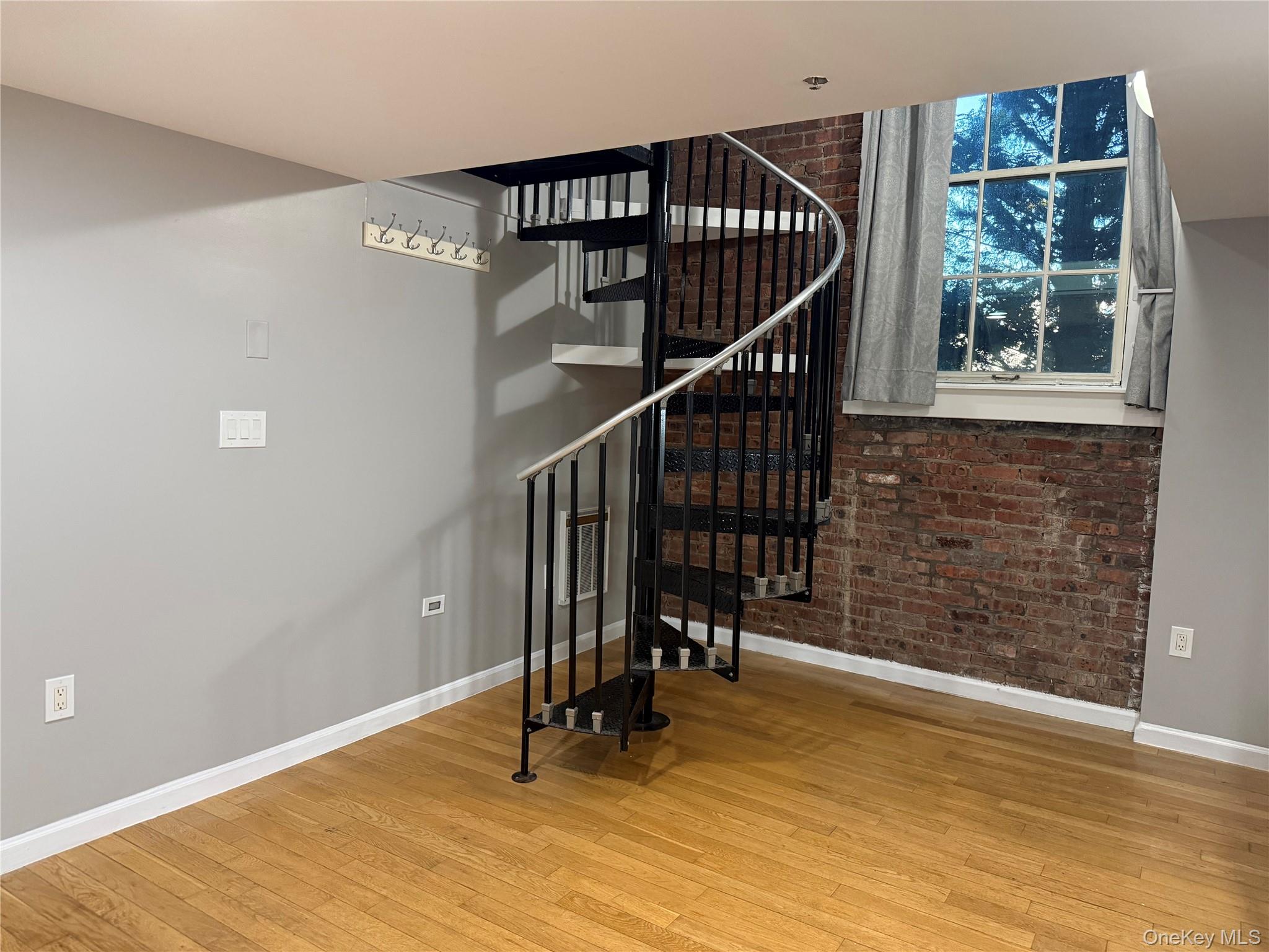 94 Fourth Avenue, Unit 213 photo 5